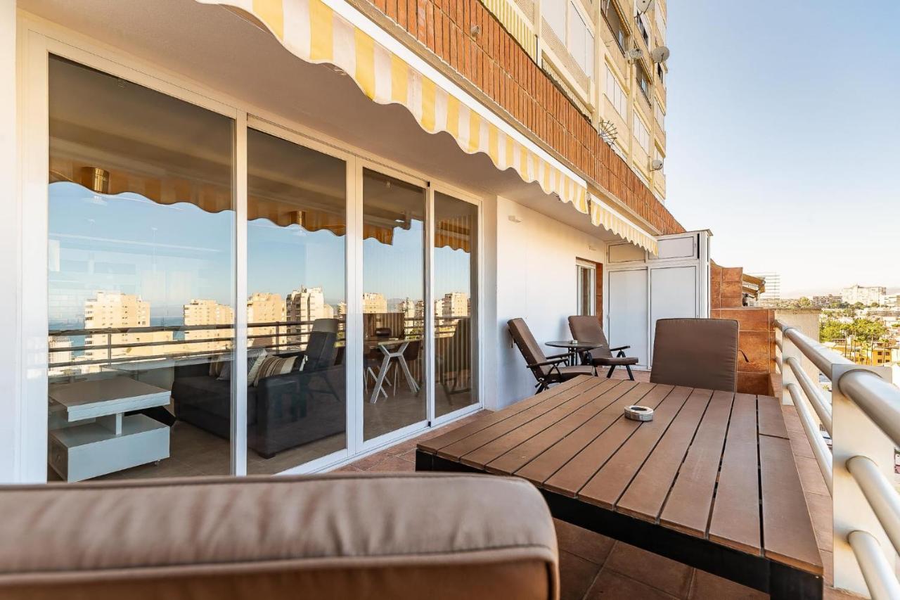 Vistas Azules -- Remodeled, Large Terrace, Spectacular Ocean Views And Beach Level Access 托雷莫利诺斯 外观 照片